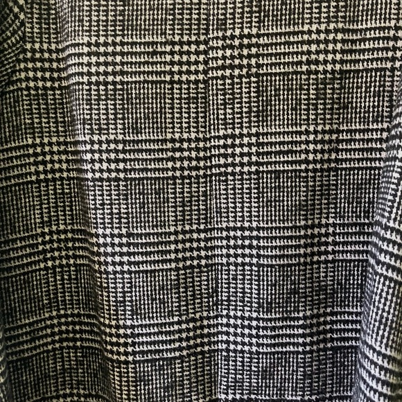 Houndstooth Coat - Picture 6 of 6